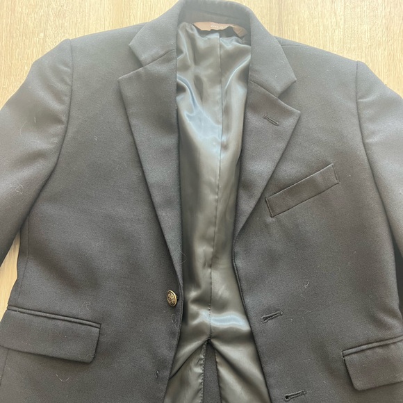 LIKE NEW YOUTH SIZE 8 KIDS SUIT.  PAISLEY OF LONDON AND NORDSTROM - Picture 3 of 8